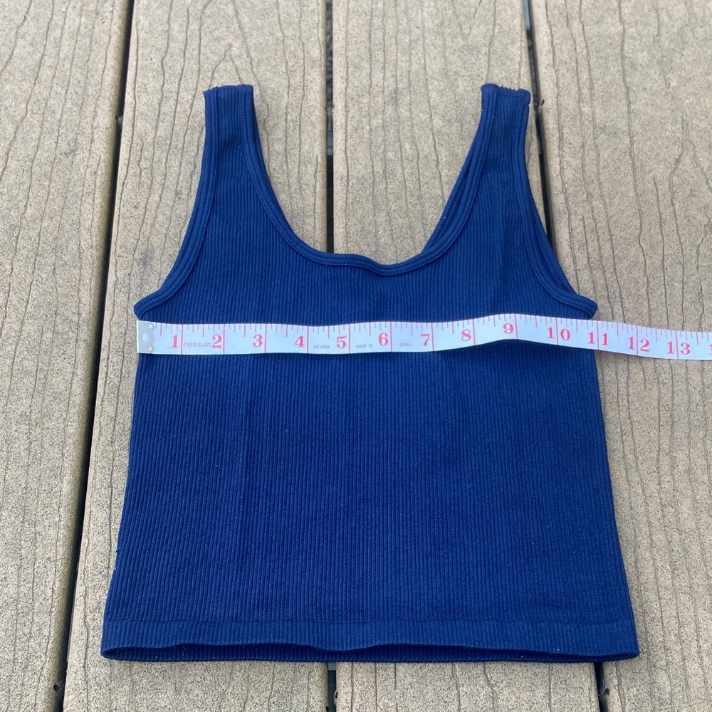Aeropostale Women’s Ribbed V-Neck Fitted Crop Tank Blue Size Small - Picture 4 of 5
